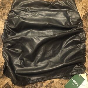 HALARA Black Faux Leather Skirt